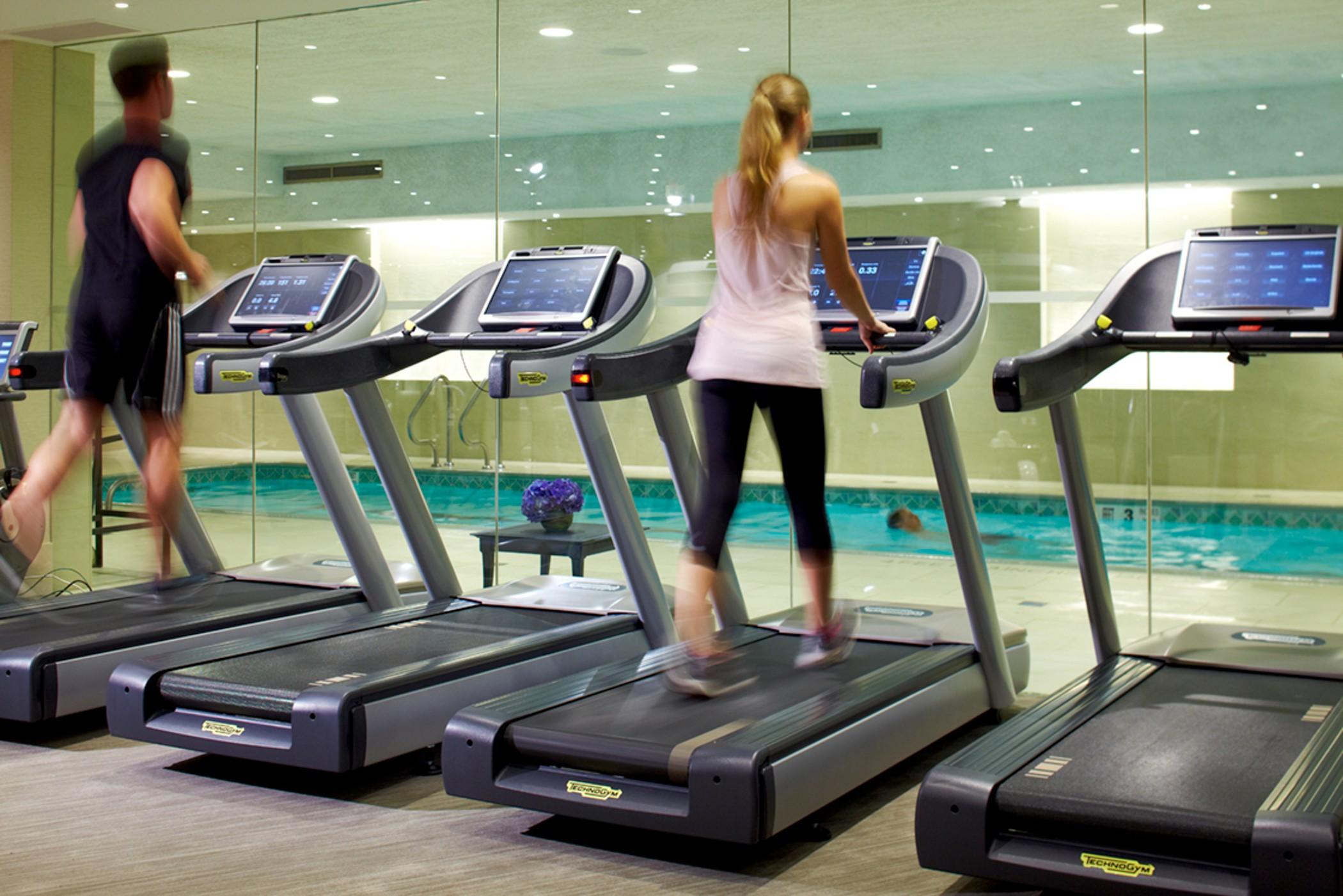 Trump International New York Ngoại thất bức ảnh A treadmill