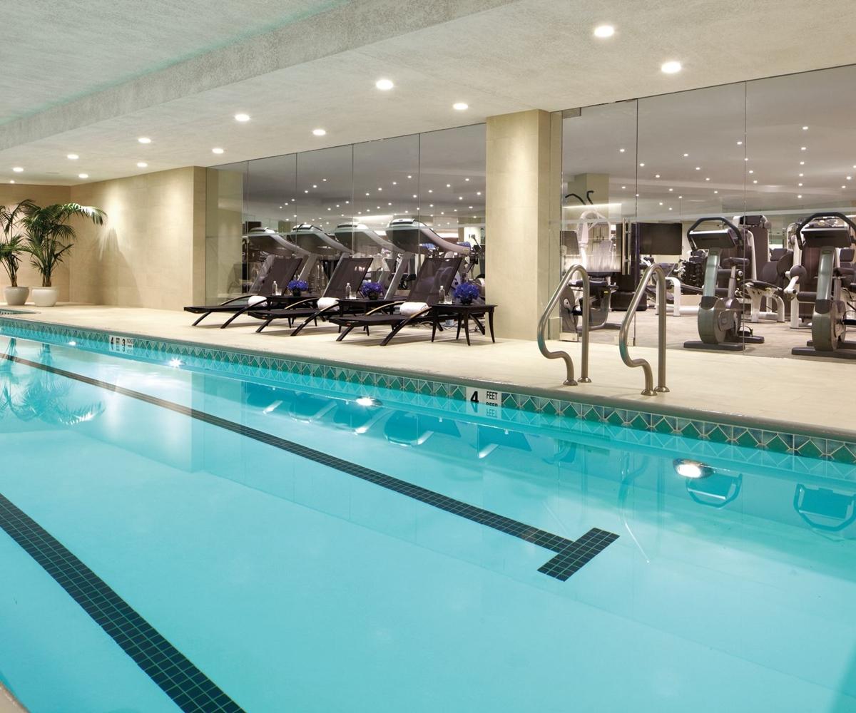 Trump International New York Ngoại thất bức ảnh The pool at the Mandarin Oriental, London