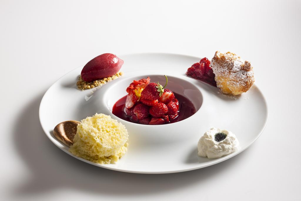 Trump International New York Ngoại thất bức ảnh A dessert